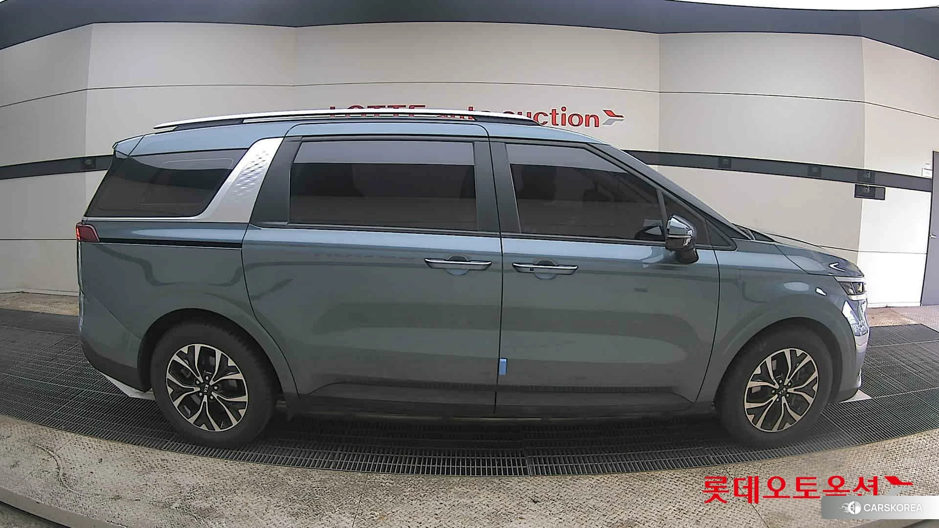 Kia Carnival id 3875761 из Кореи 23