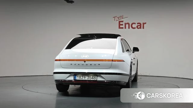 Hyundai Grandeur Hybrid (GN7) id 4349585 из Кореи 23