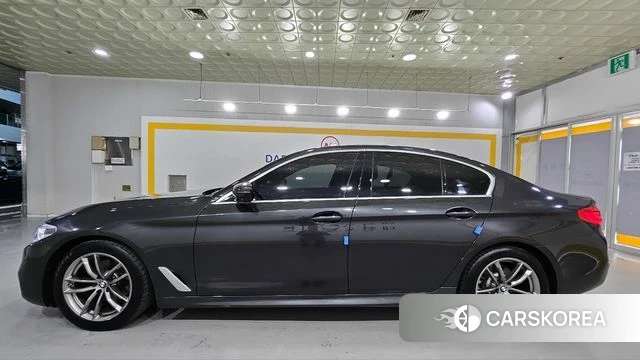 BMW 5 Series (G30) id 4708372 из Кореи 13