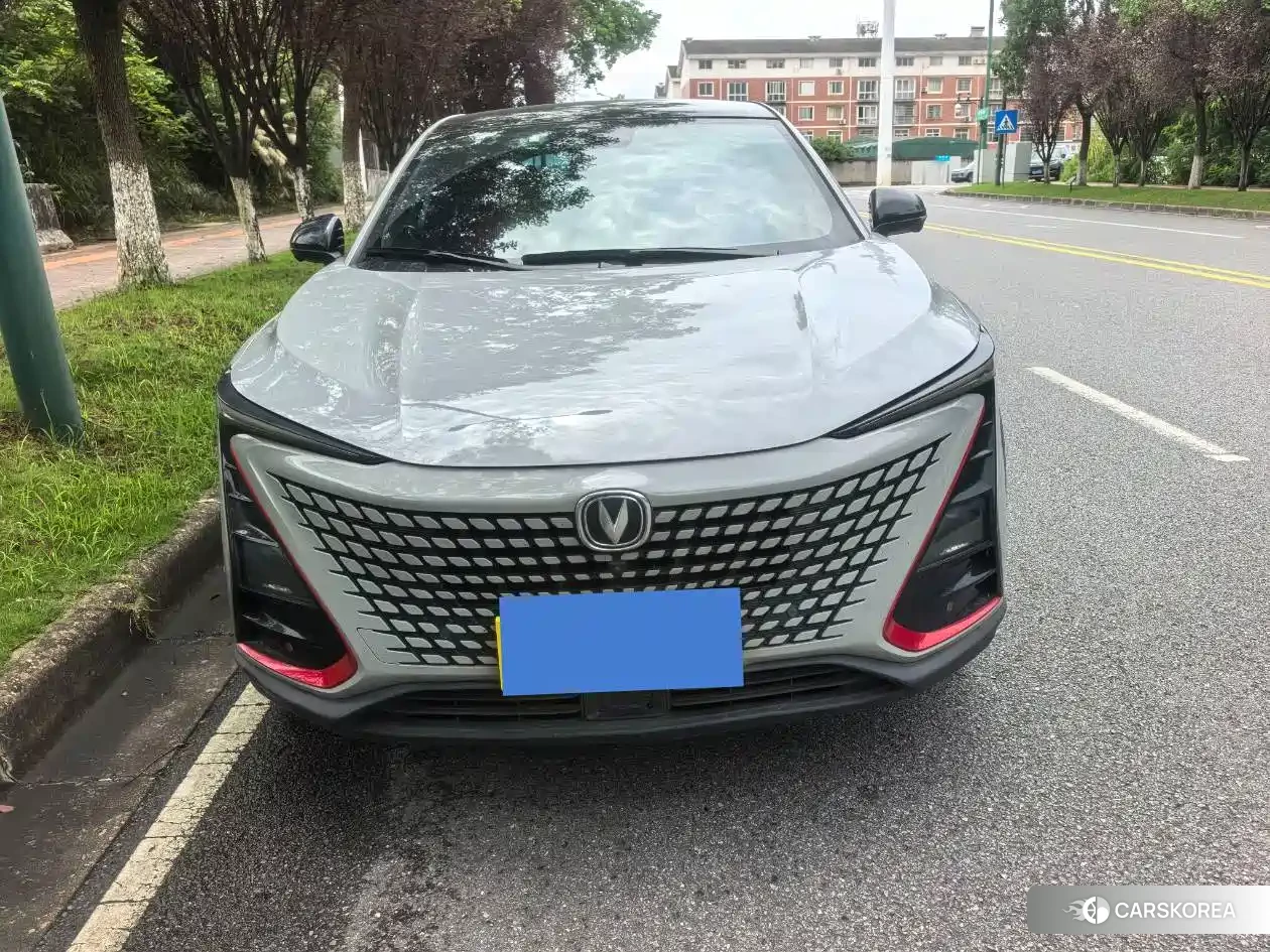 Chang'an UNI-T 2020 Silver/gray из Китая, фото 3