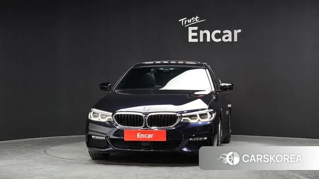 BMW 5 Series (G30) id 3617346 из Кореи 13