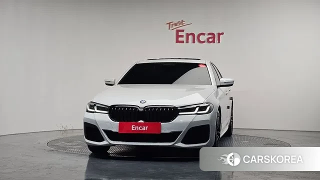 BMW 5 Series (G30) id 3601301 из Кореи 13