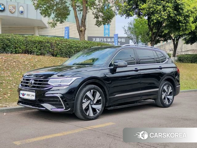 Volkswagen Tiguan L 2023 Черный из Китая, фото 3