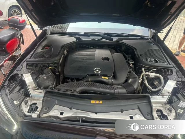 Mercedes-Benz E-class 2023 Черный из Китая, фото 3