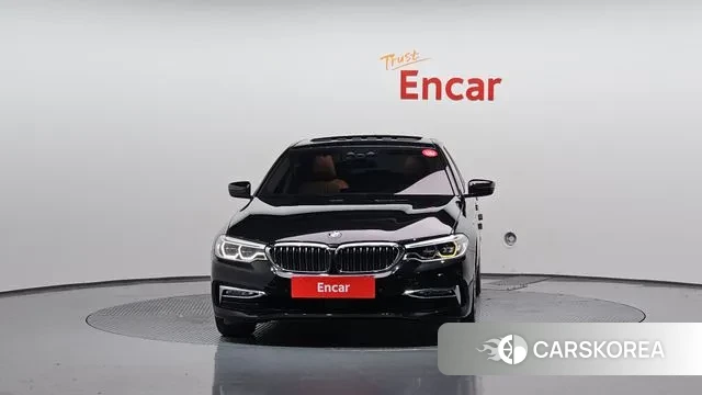 BMW 5 Series (G30) id 3363291 из Кореи 13