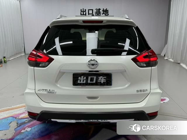 Nissan Qijun 2022 Белый из Китая, фото 3