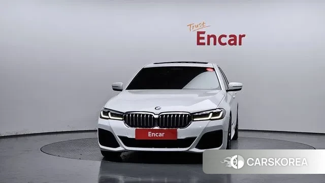 BMW 5 Series (G30) id 3539873 из Кореи 13