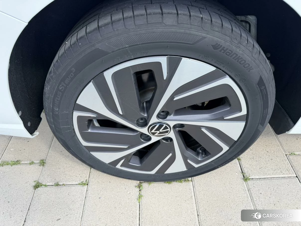 Volkswagen Bora id 4487131 из Китая 16