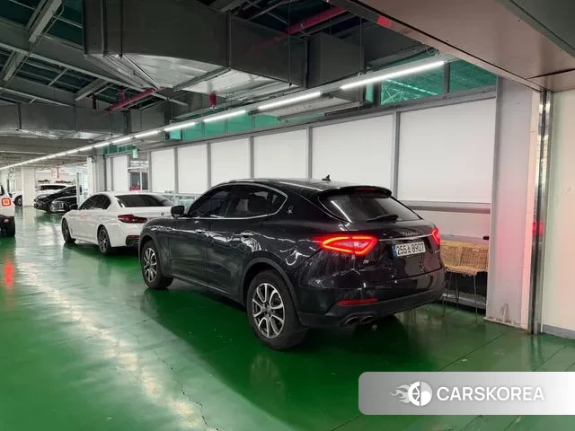 Maserati Levante 2019 Черный из Кореи, фото 5