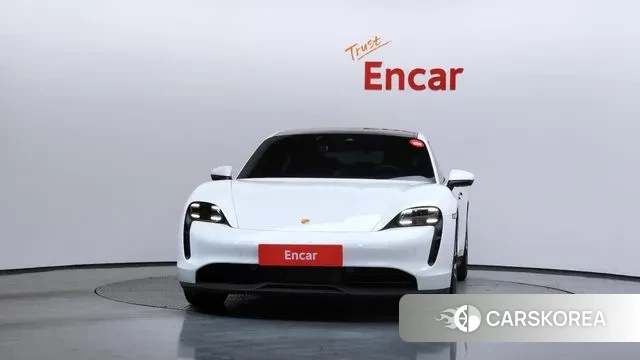 Porsche Taycan id 3596740 из Кореи 13