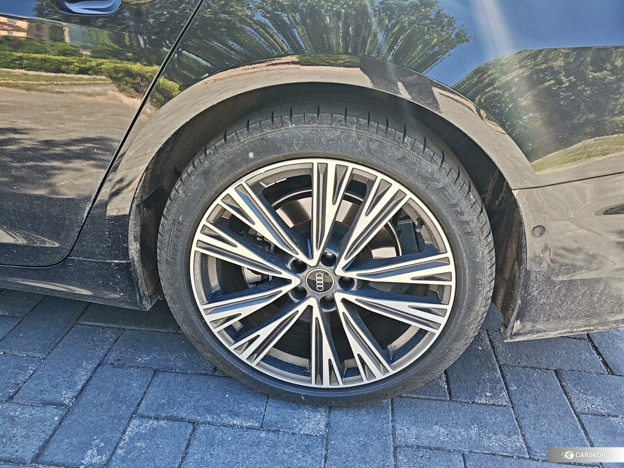 Audi A6L id 4486610 из Китая 14