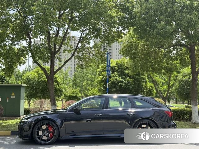 Audi RS 6 2025 Черный из Китая, фото 4