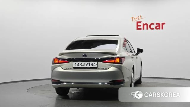 Lexus ES300h 7th generation id 4424311 из Кореи 23