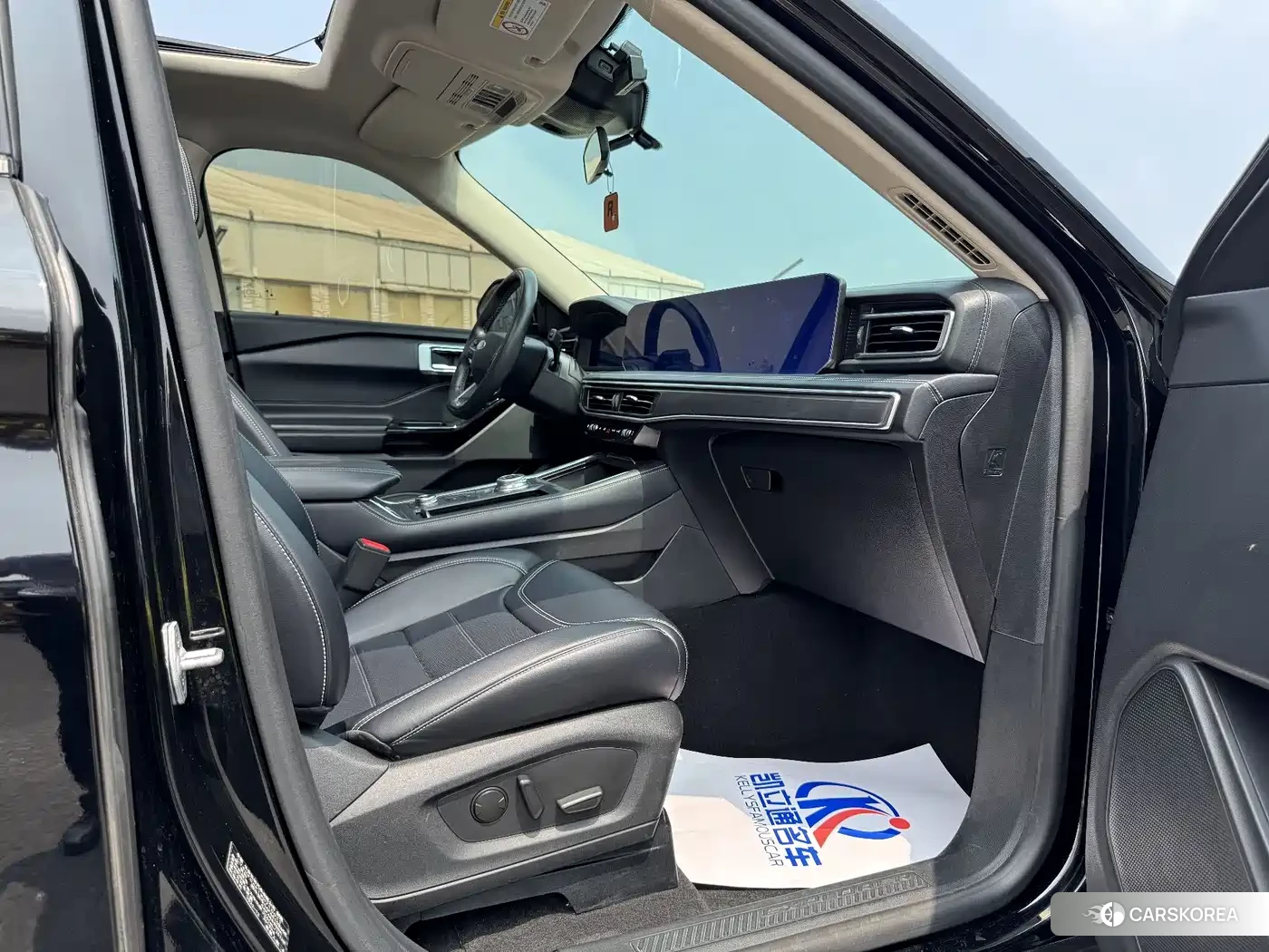 Ford Explorer 2023 Черный из Китая, фото 4