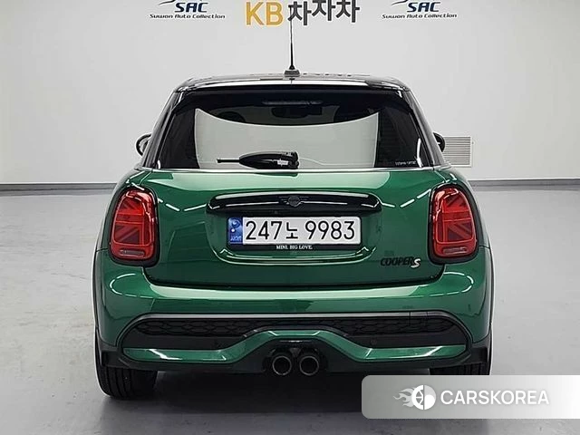 Mini Cooper S 2023 Зеленый из Кореи, фото 3