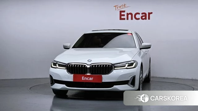 BMW 5 Series (G30) id 4501139 из Кореи 13
