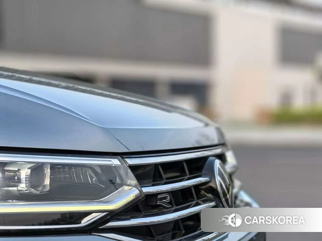 Volkswagen Tiguan L id 4299655 из Китая 8