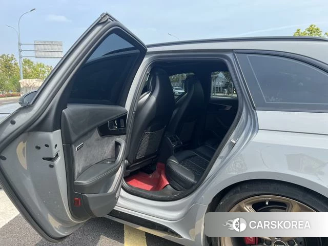 Audi RS 4 2023 Другой из Китая, фото 5