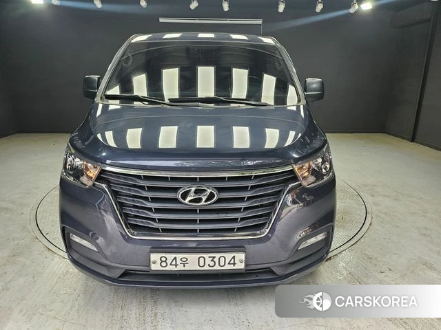 Hyundai The New Grand Starex id 4574358 из Кореи 11
