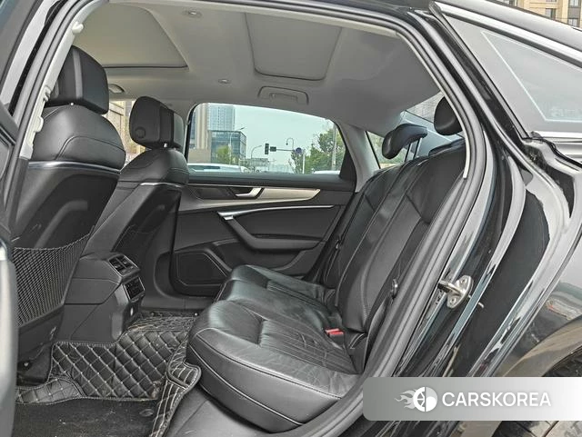 Audi A6L 2021 Черный из Китая, фото 4