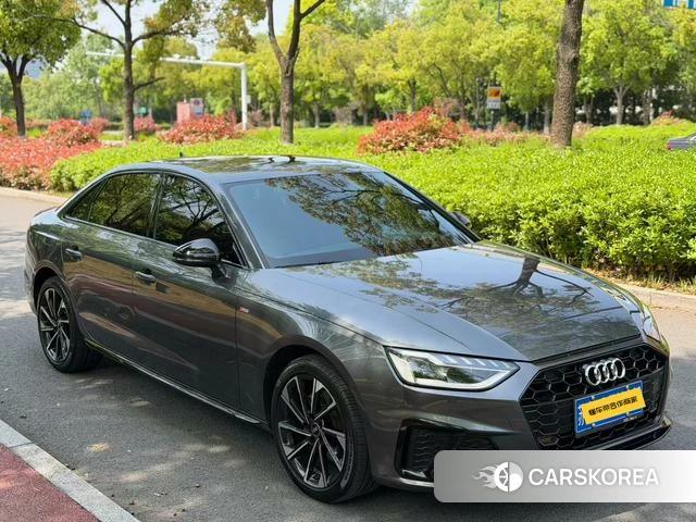 Audi A4L 2023 Темно-серый из Китая, фото 3