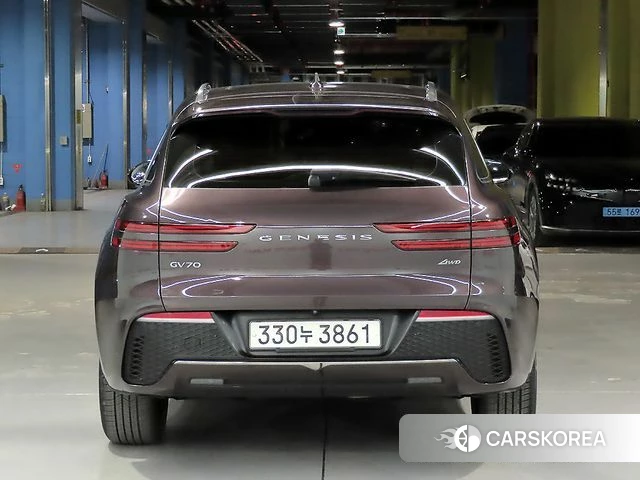 Genesis GV70 id 3935912 из Кореи 13