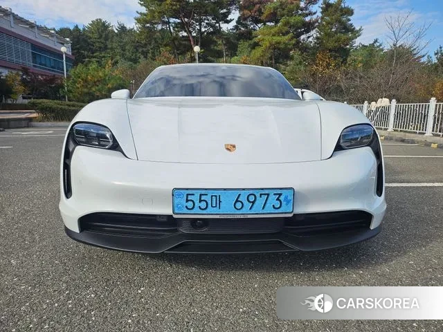 Porsche Taycan 2023 Белый из Кореи, фото 3