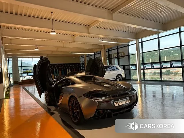 McLaren 570S id 3013554 из Кореи 10