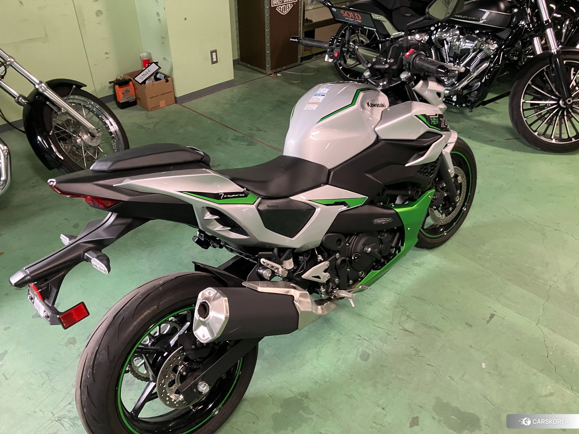 OTHER Z7 HYBRID 2025 из Японии
