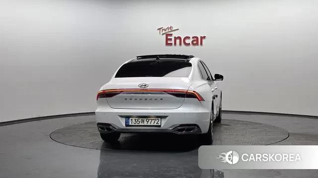 Hyundai The New Grandeur IG id 3616198 из Кореи 13