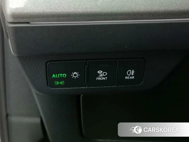 Audi Q5 e-tron id 3969106 из Китая 18