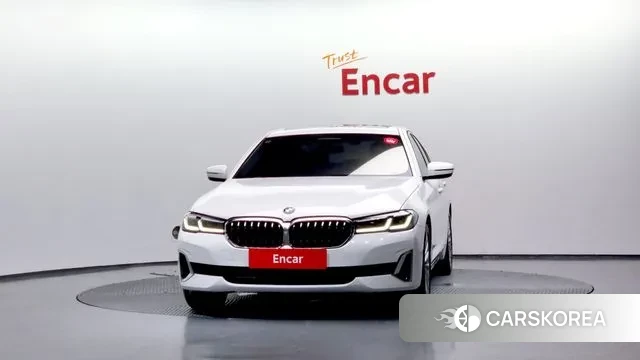 BMW 5 Series (G30) id 3567479 из Кореи 13