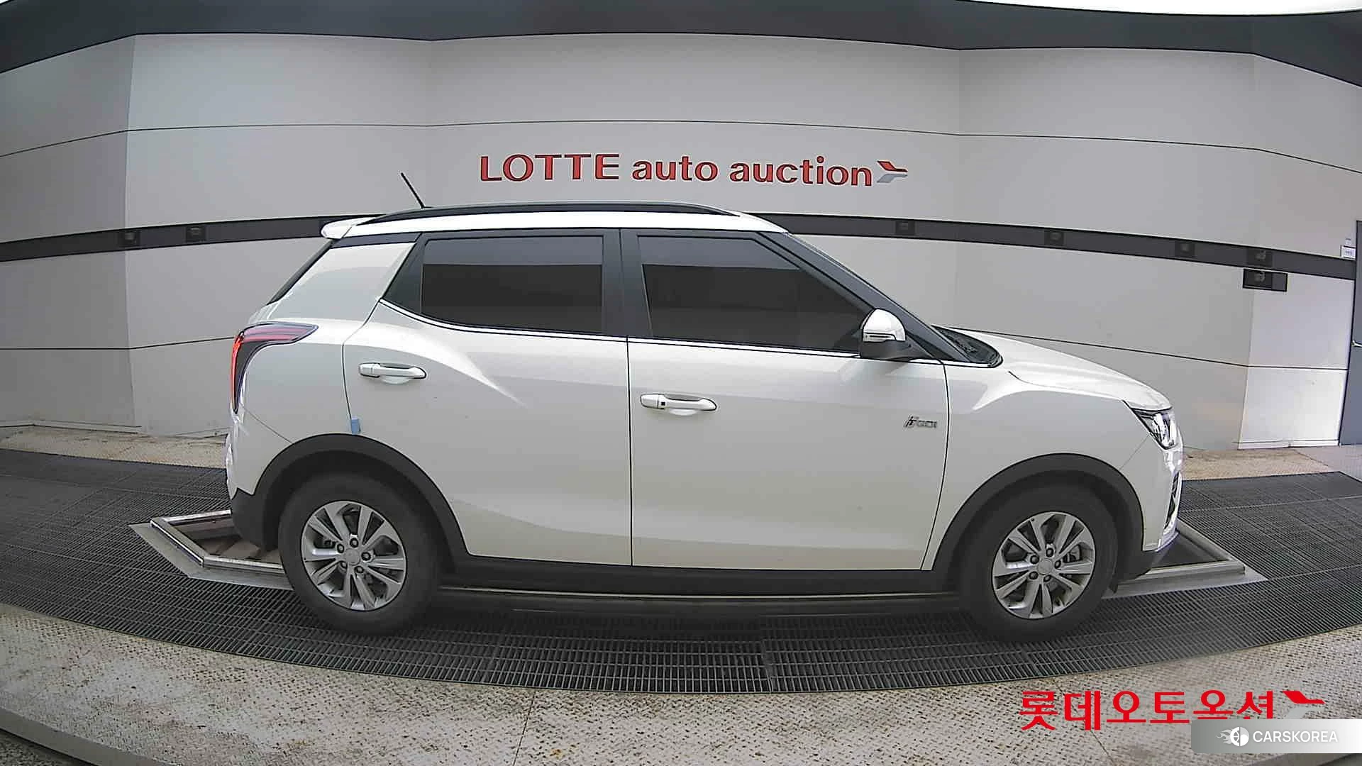 SsangYong Tivoli id 4347414 из Кореи 23