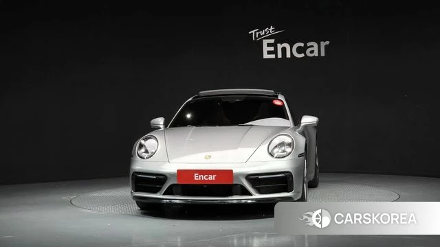 Porsche 911(992) id 4770032 из Кореи 23