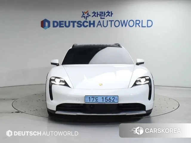 Porsche Taycan id 3523289 из Кореи 13