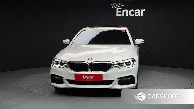 BMW 5 Series (G30) id 4197119 из Кореи 23