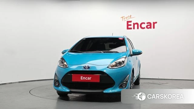 Toyota Prius C id 4390364 из Кореи 23