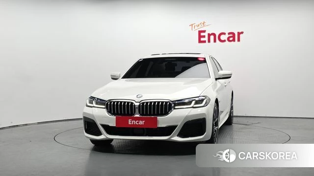 BMW 5 Series (G30) id 4443429 из Кореи 13