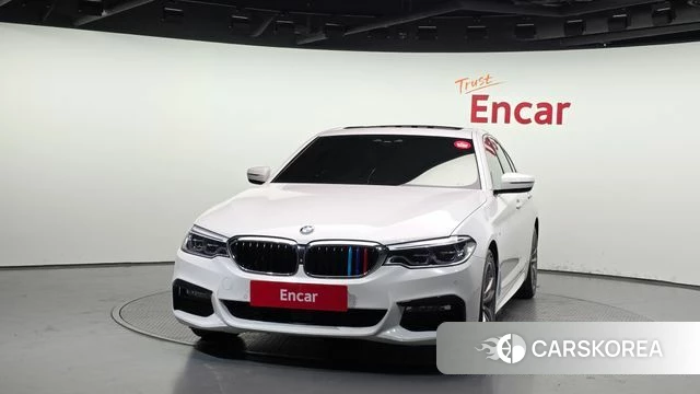 BMW 5 Series (G30) id 4424899 из Кореи 13