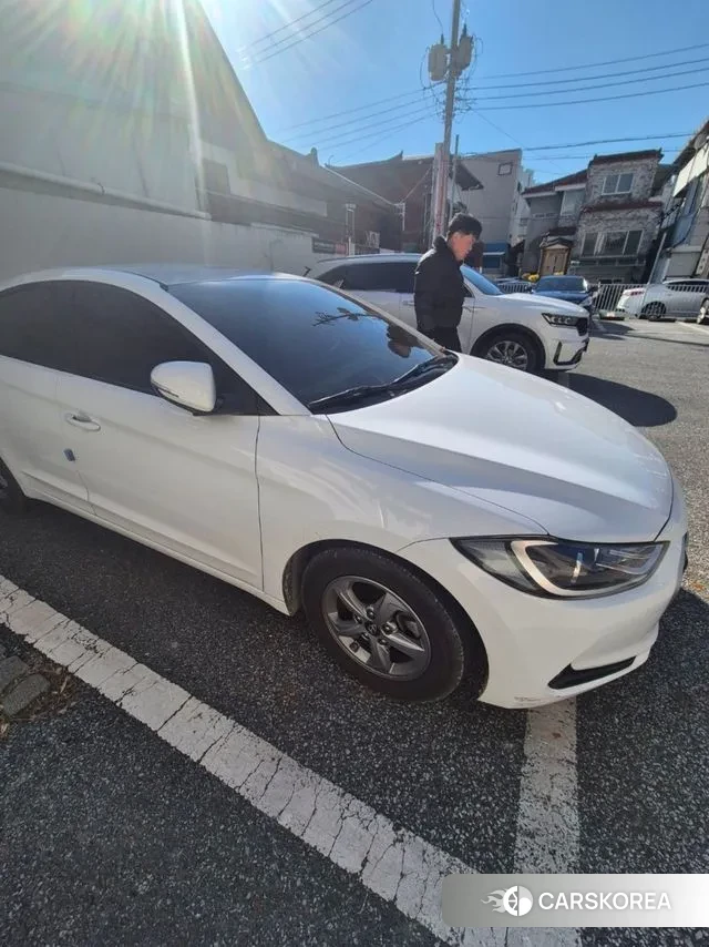 Hyundai Avante AD 2018 Белый из Кореи, фото 3