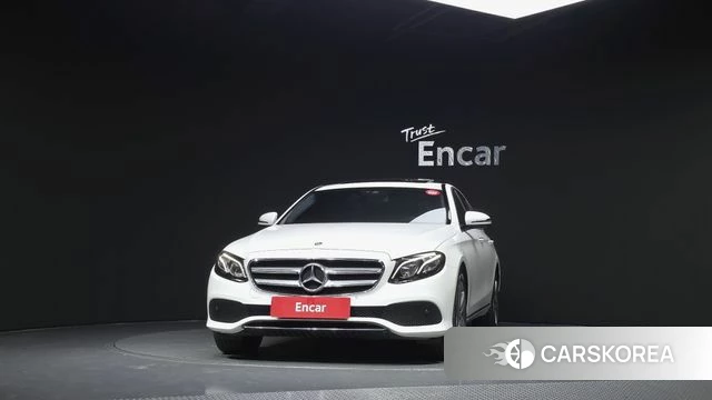 Mercedes-Benz E-Class W213 id 4689282 из Кореи 23