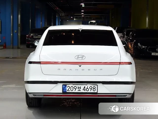 Hyundai Grandeur Hybrid (GN7) id 3566025 из Кореи 13