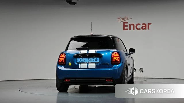 Mini Cooper Electric id 4871986 из Кореи 23