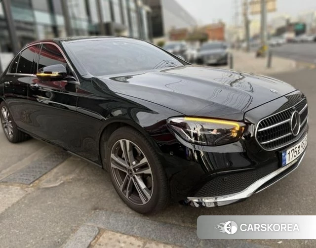 Mercedes-Benz E-Class W213 2023 Черный из Кореи, фото 3