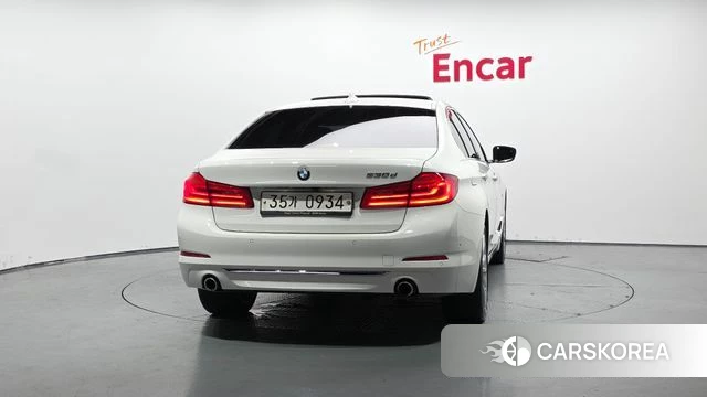 BMW 5 Series (G30) id 4587210 из Кореи 23