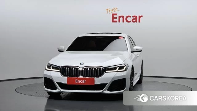 BMW 5 Series (G30) id 4470199 из Кореи 23