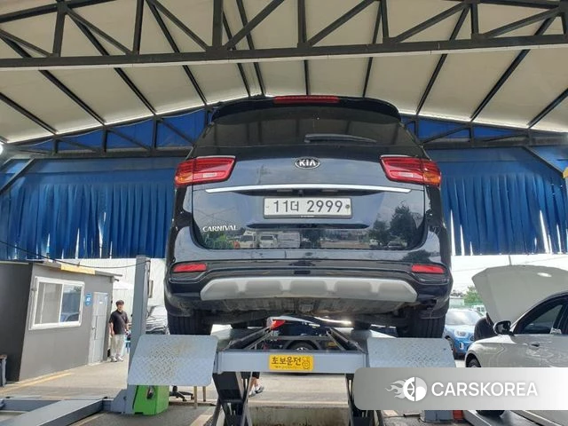 Kia The New Carnival 2019 Черный из Кореи, фото 3
