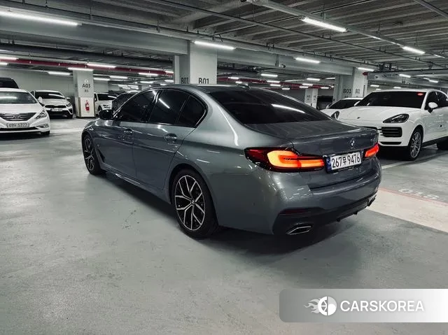 BMW 5 Series (G30) id 3620446 из Кореи 13