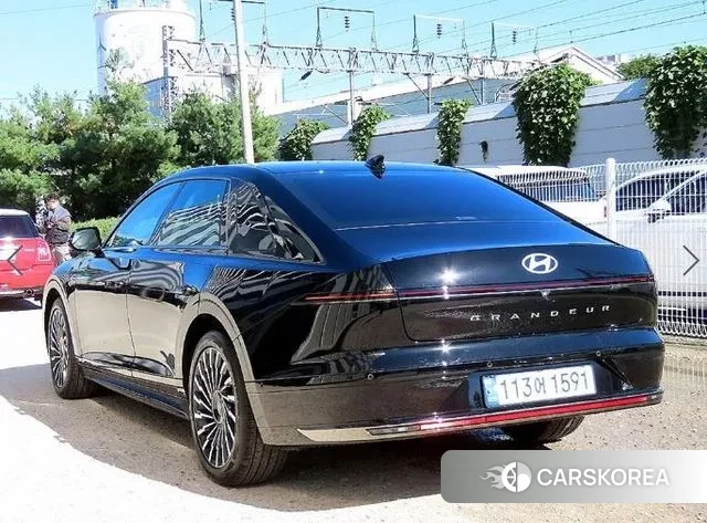 Hyundai Grandeur (GN7) id 3426162 из Кореи 13