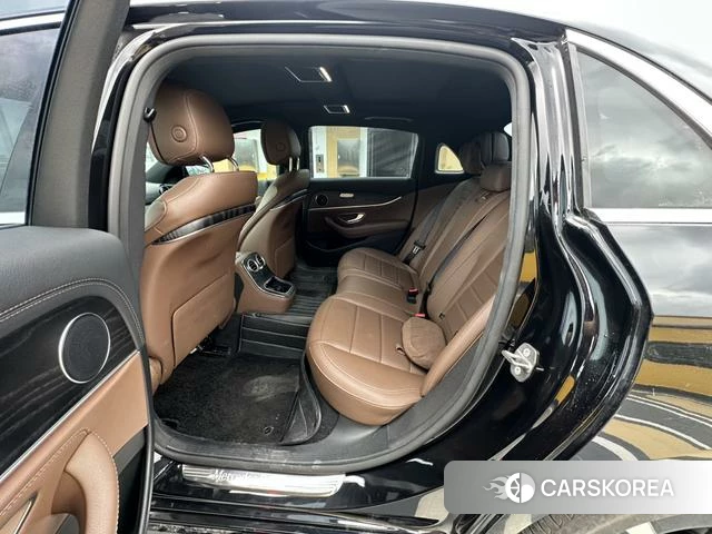 Mercedes-Benz E-class PHEV id 4260932 из Китая 22